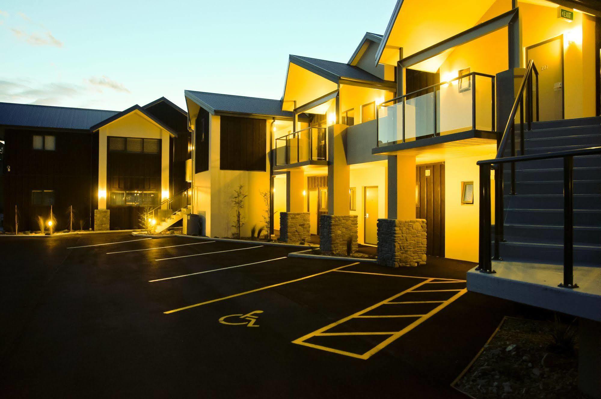 The St James Premium Accommodation Hanmer Springs Exterior photo